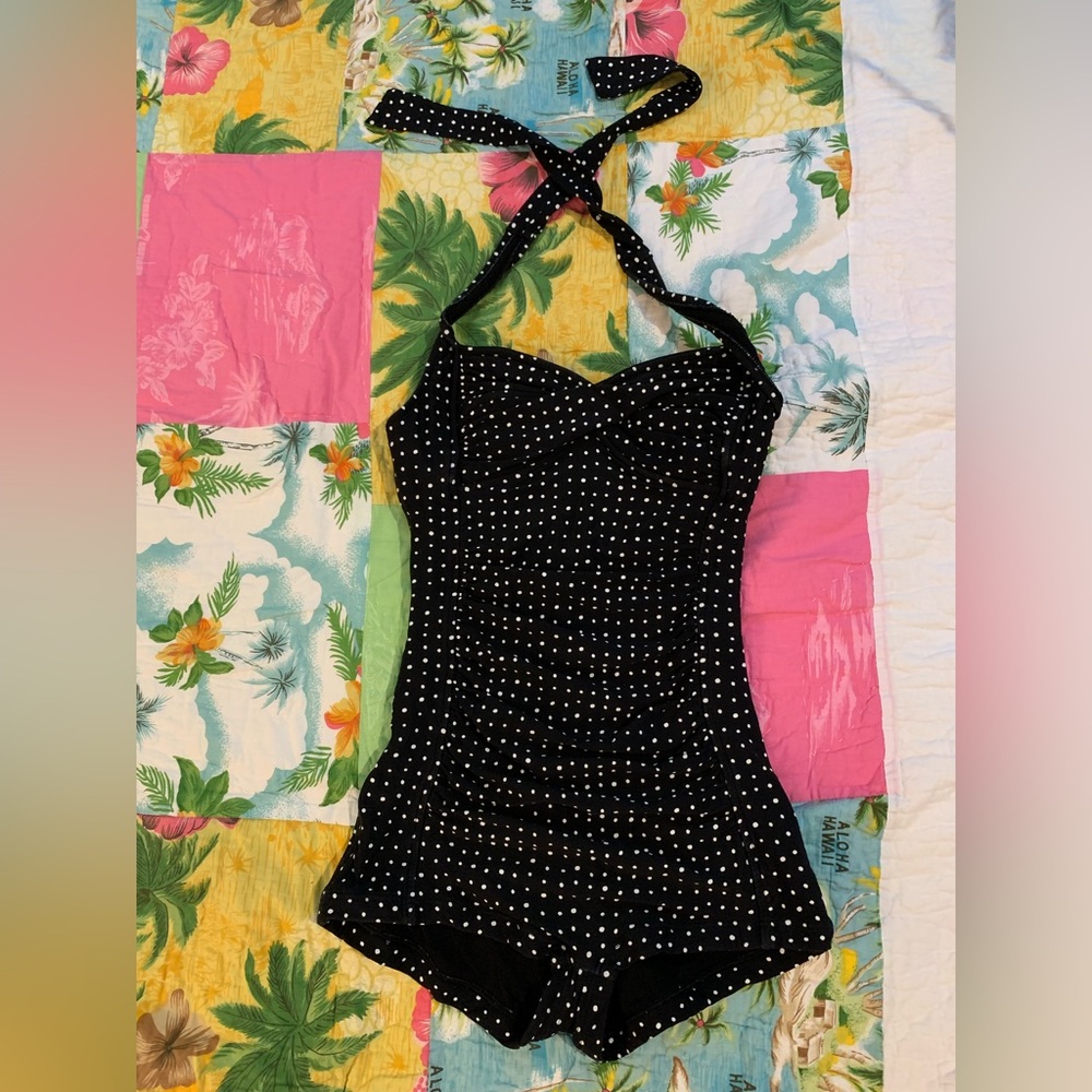 Seafolly Women's Standard Twist Front Halter Retro Boyleg One Piece Swimsuit